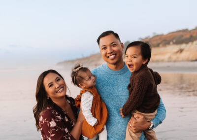 Native San Diego Family Photographer. Most diverse and quailified family session photographer in San Diego. Best Local San Diego Photographer